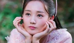 李一桐爆料圈内男星PUA女友,男星陷女友操控风波